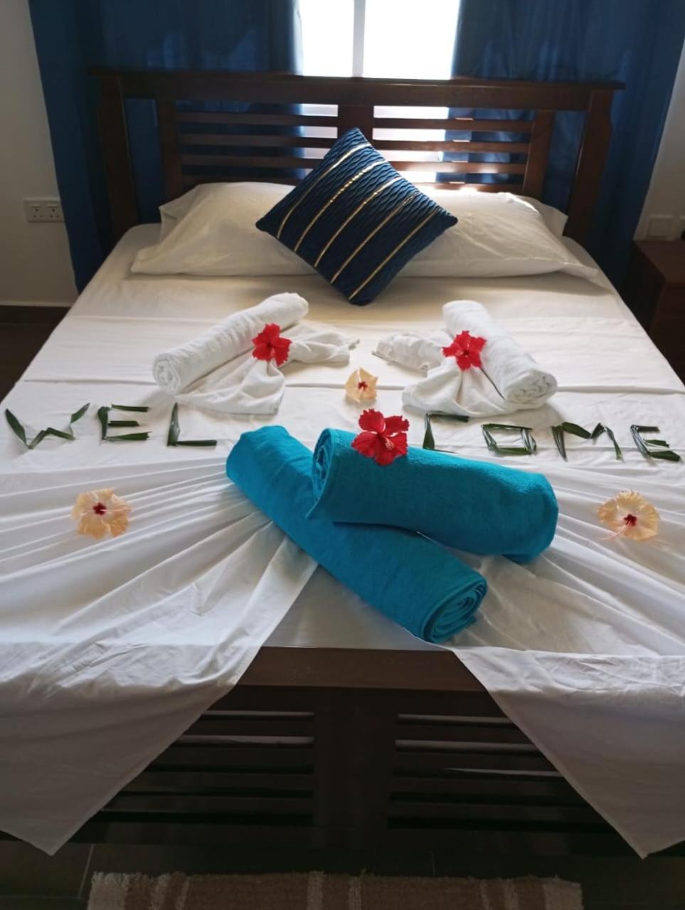 Le Nid De Bea Self-Catering Apartments Đảo Đảo La Digue Ngoại thất bức ảnh